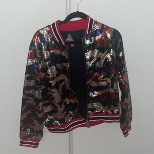 CAMO SEQUIN BOMBER JACKET SIZE L (NEW)